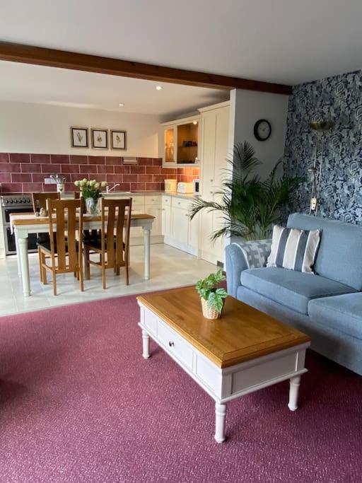 Holiday home Woodland View At Hewish Mill