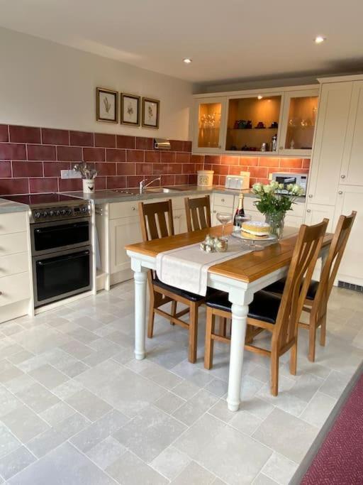 Holiday home Woodland View At Hewish Mill *